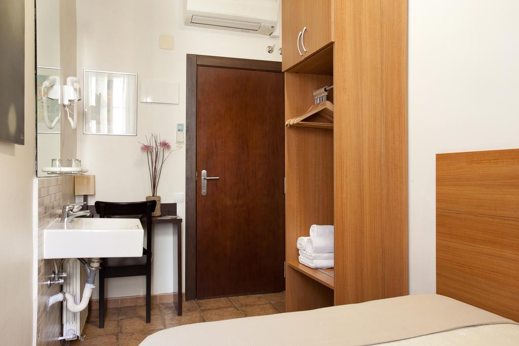 Pensión Mariluz Barcelona Quarto foto